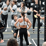Personas entrenando